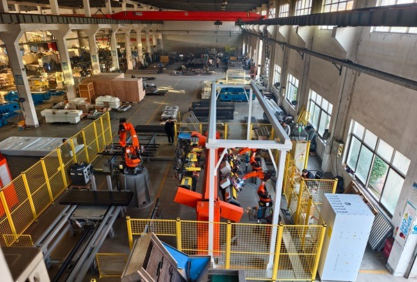 方管支架焊接生產(chǎn)線